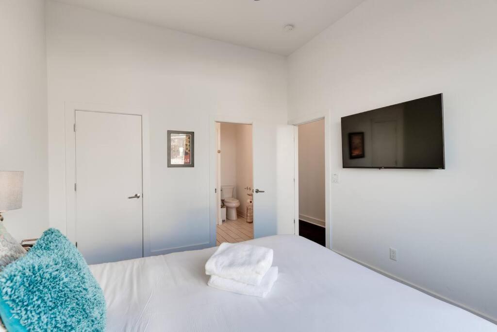 Epic Location- Steps From 12th S, Sleep12 * Nashville