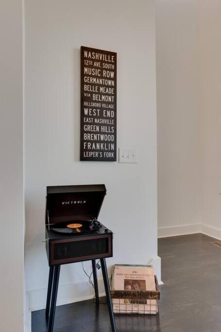 Epic Location- Steps From 12th S, Sleep12 * Nashville